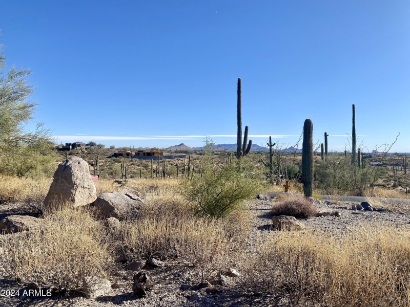 005_33 Carefree Ranch Highlands