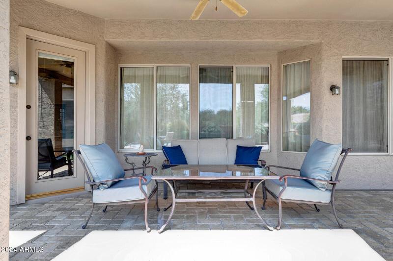 09_4343_East_Mossman_Drive__35_mls