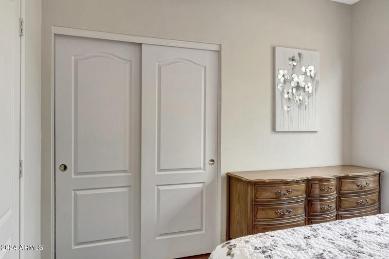 35_4343_East_Mossman_Drive__27_mls