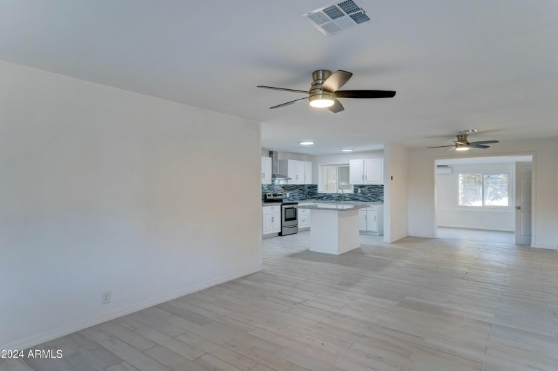 4522 N 14th Ave-6