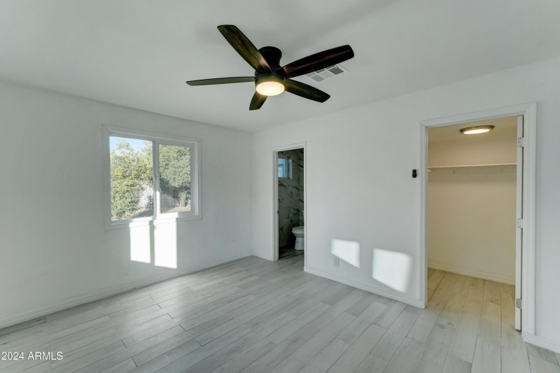 4522 N 14th Ave-16