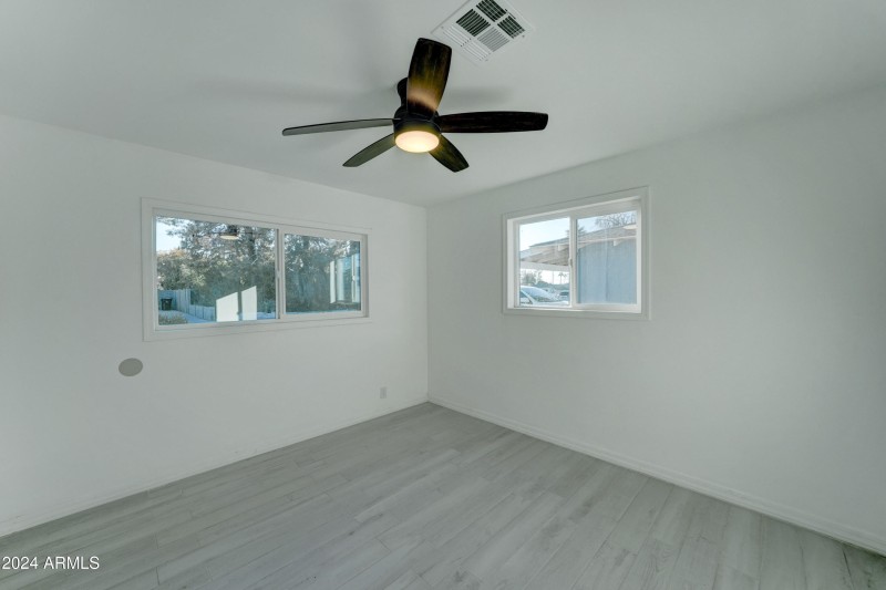 4522 N 14th Ave-20