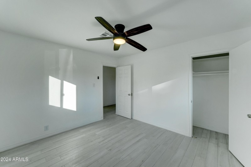 4522 N 14th Ave-21