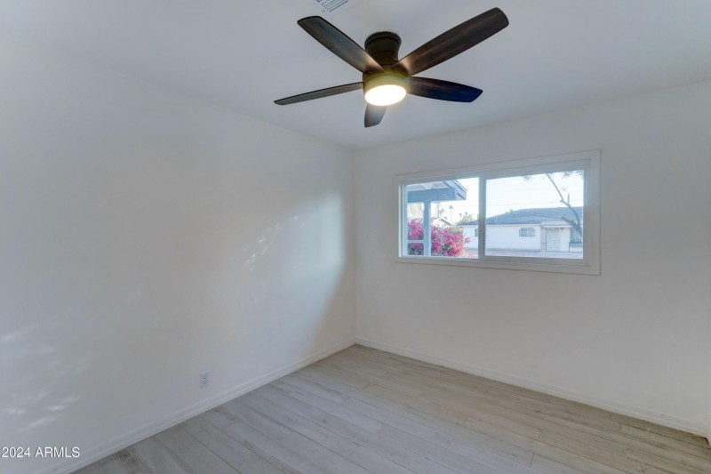4522 N 14th Ave-22