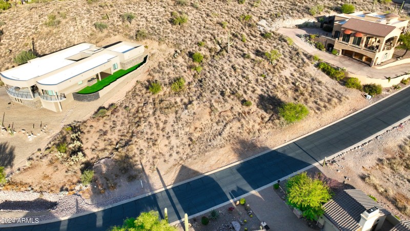 4B27F6B5-CC8D-4262-99F8-E30799684196