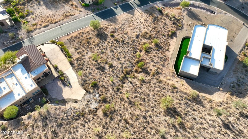 6E4FC1E3-6B70-40D1-AD13-D0842646FC76