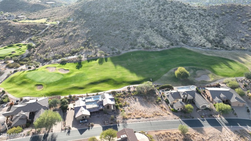 A01AB5D8-C2C7-48A5-A619-2E14EE2D13AE