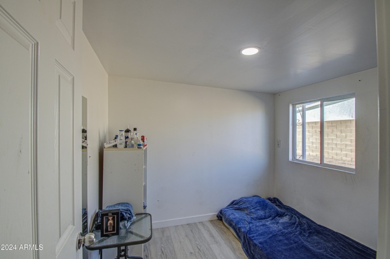 Bedroom 2-pic 1