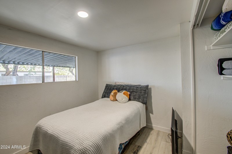 Bedroom 4-pic 1