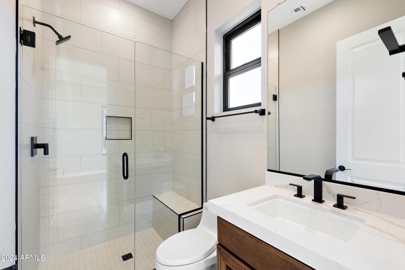 Ensuite bath