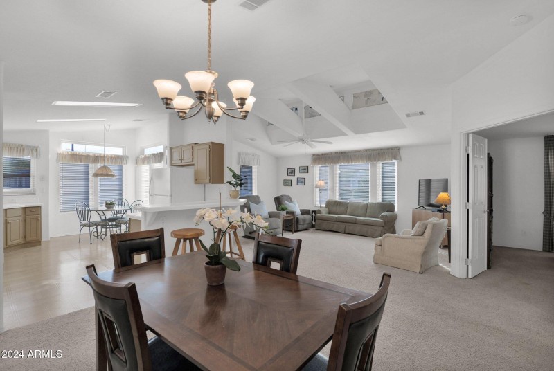 Formal & Kitchen