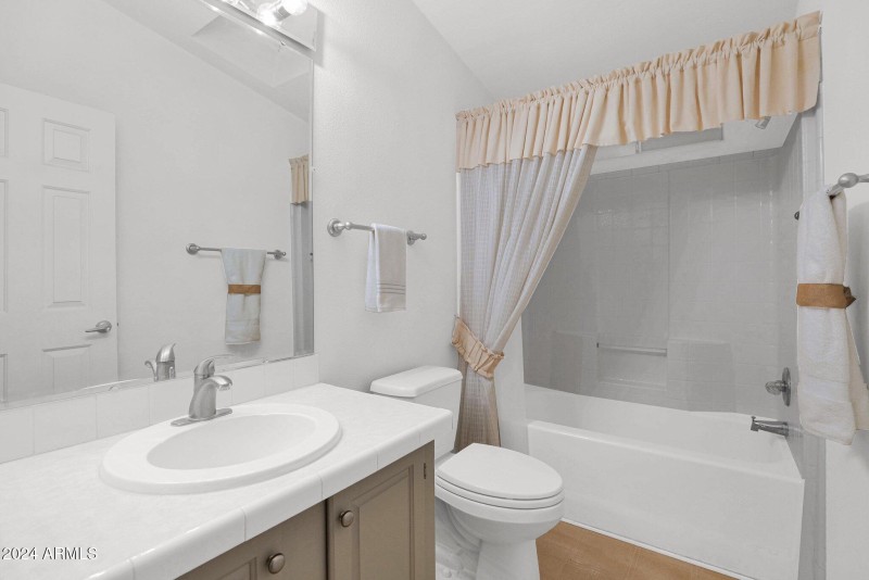 Full Guest Bath