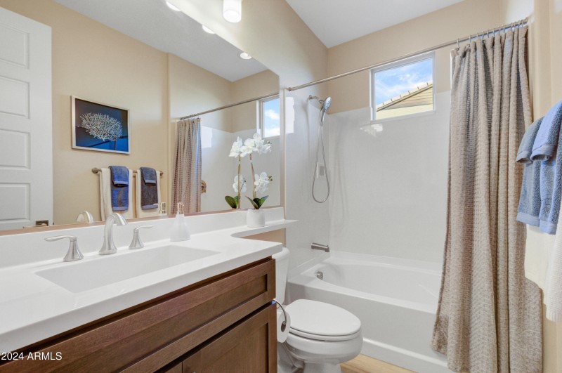 020_Bathroom 2