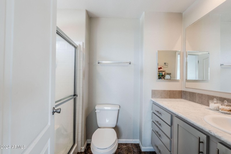 Shower with door