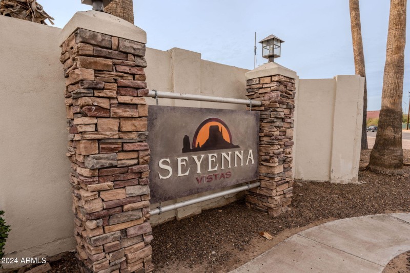 Seyenna Vista