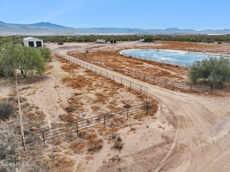 28-web-or-mls-27407-n-156th-st