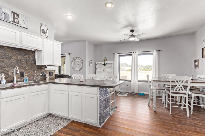 12 Pueblo Circle 8155