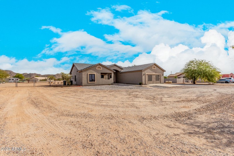 03 Pueblo Circle 8155