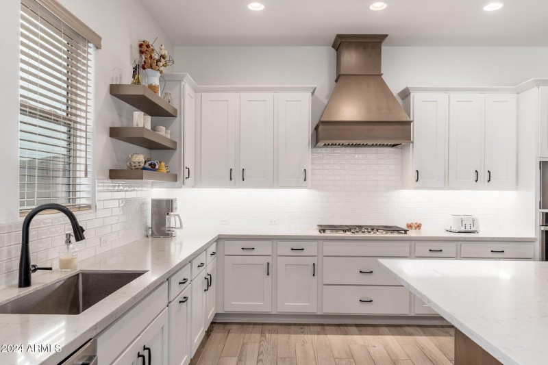 21354 W Minnezona Ave - 07