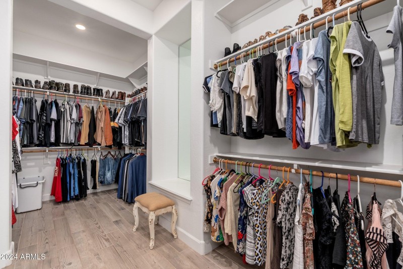 21354 W Minnezona Ave - 24