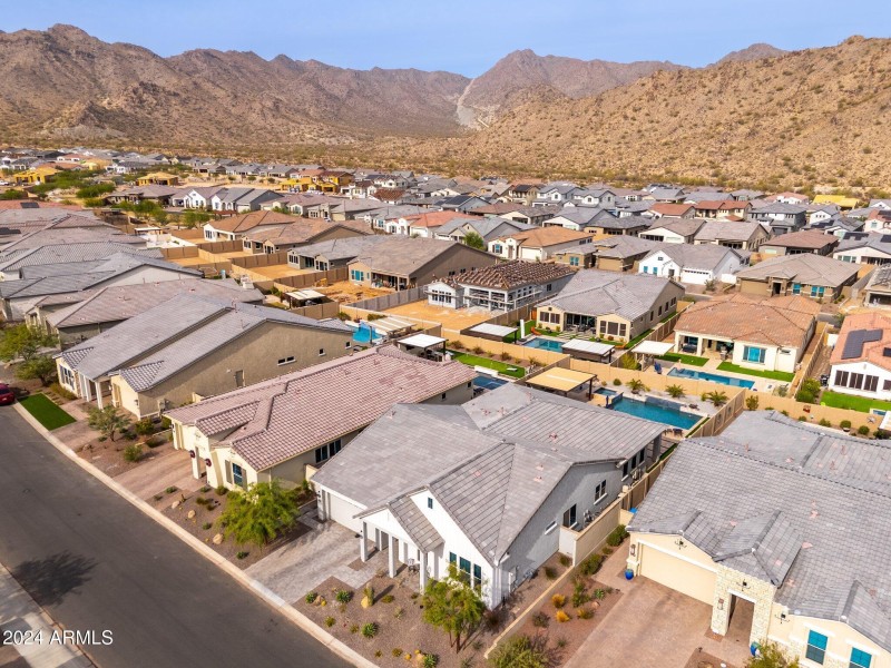 21354 W Minnezona Ave - 53