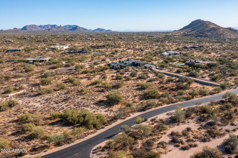 14-web-or-mls-DJI_0543