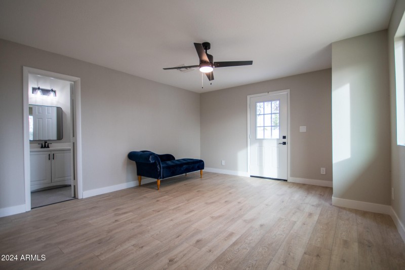 Master Bedroom #1 w/ Private Bathroom