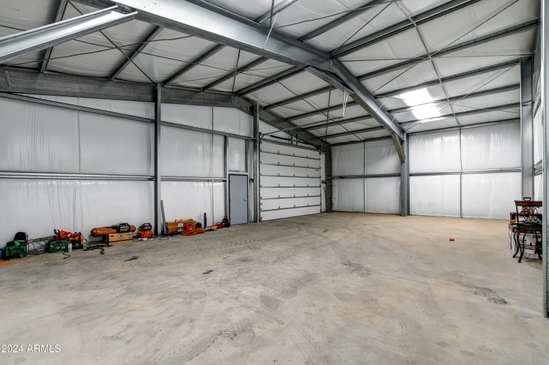 Garage 2