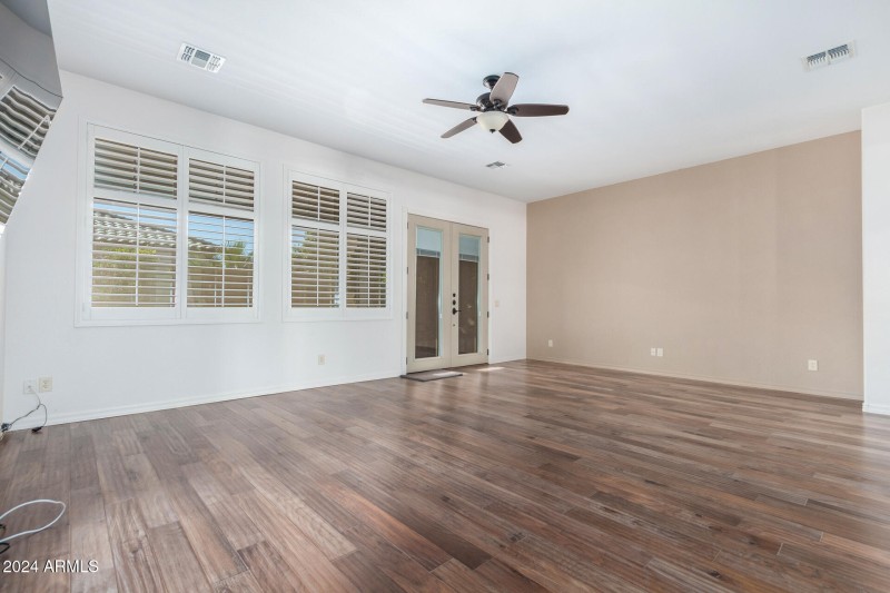 LG Living room
