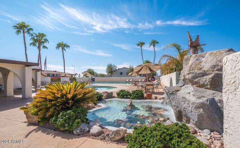 Pool area