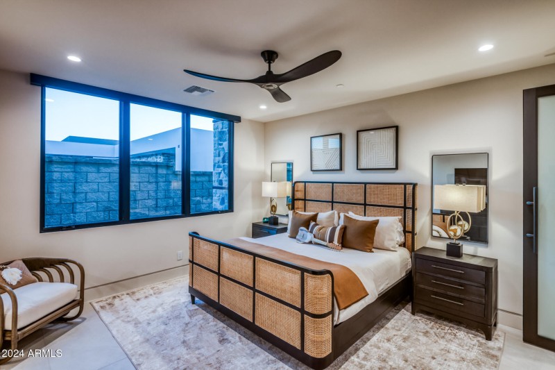 036_GUEST BEDROOM