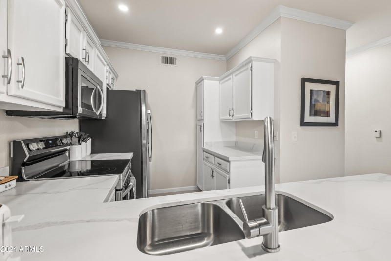 Kitchen 5