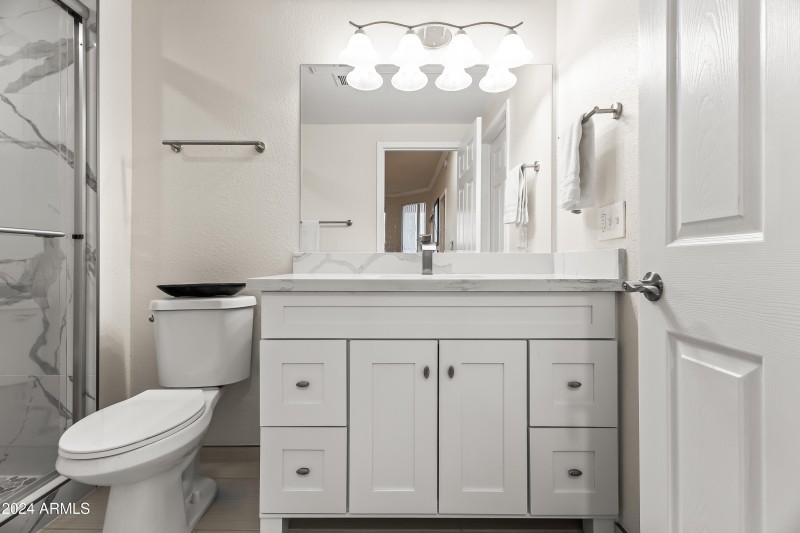Bath Suite 1