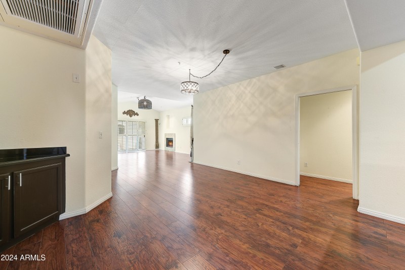 02-Living Room