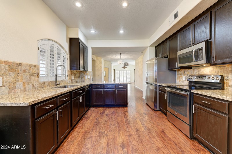 07-Kitchen