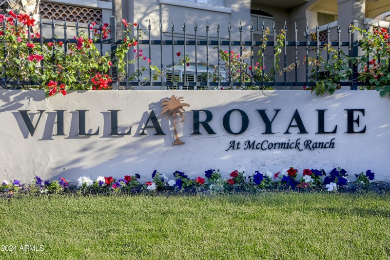 23-Villa Royale