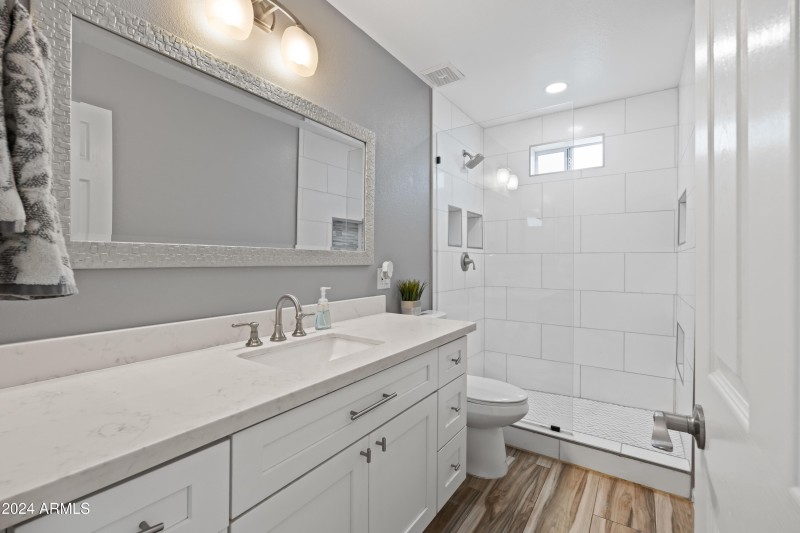 5f primary bathroom
