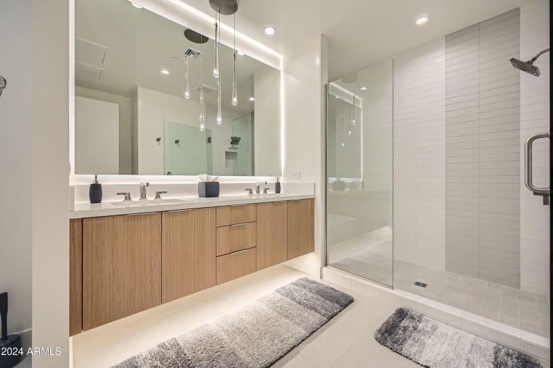 Bathroom2