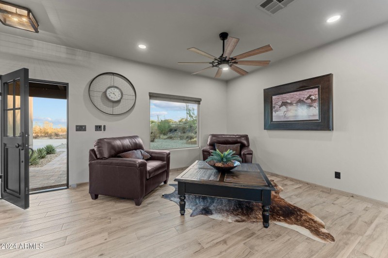 20-web-or-mls-DSC00700