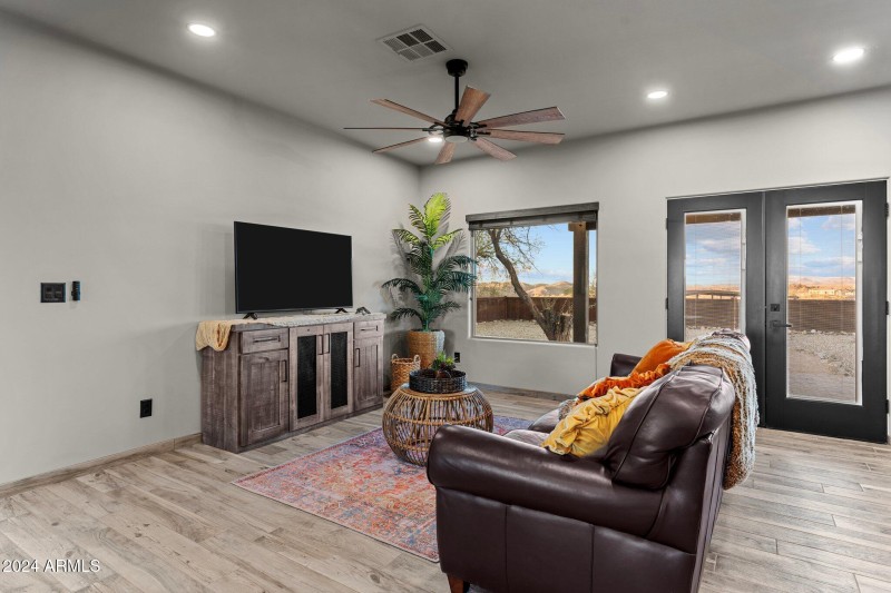 22-web-or-mls-DSC00710