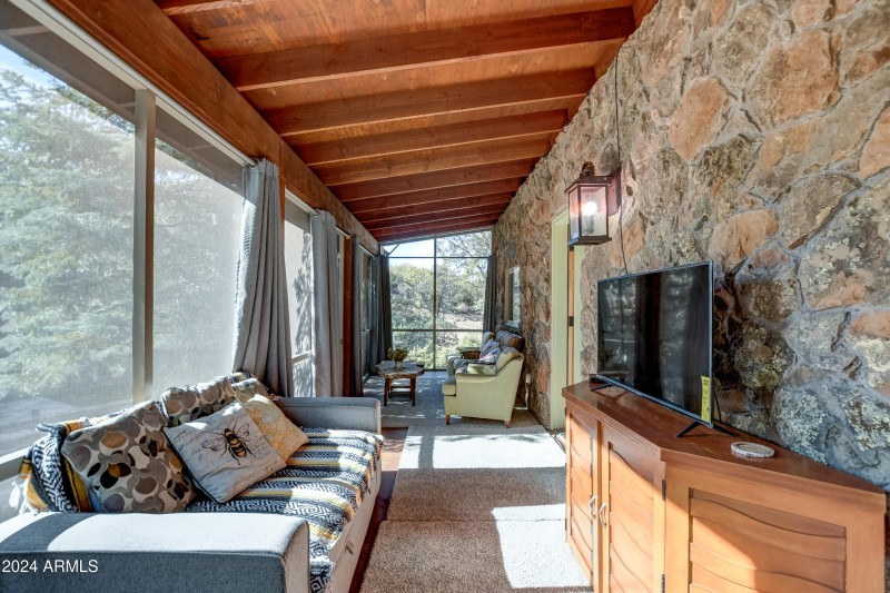 Enclosed Porch 1