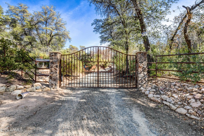 Entry Gate 2
