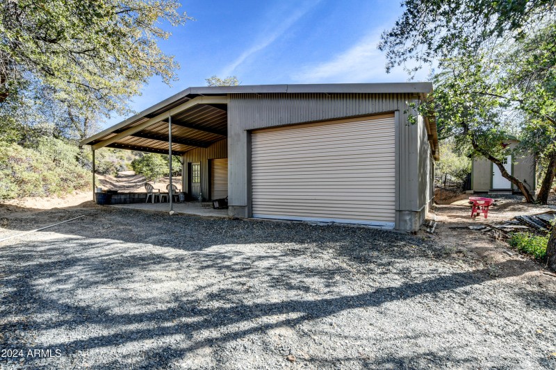 Garage 2