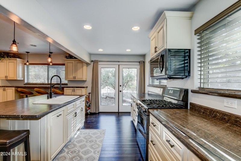 Kitchen 5