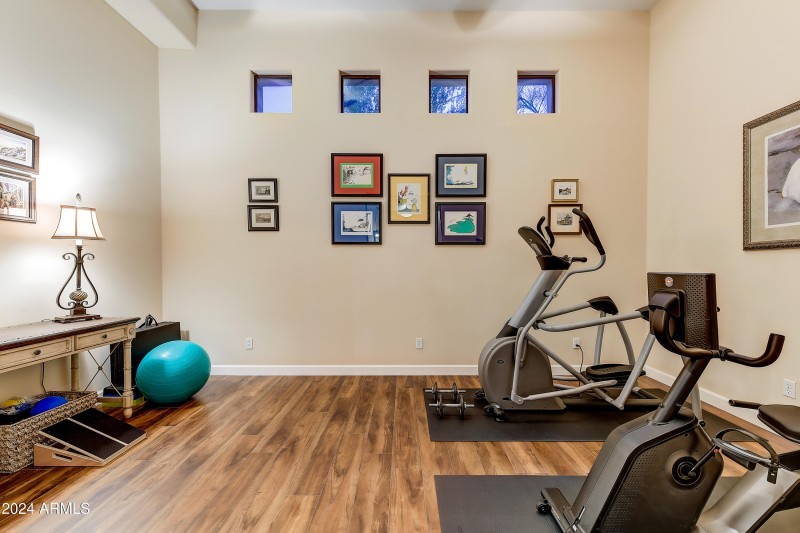 037_Lower Level Gym