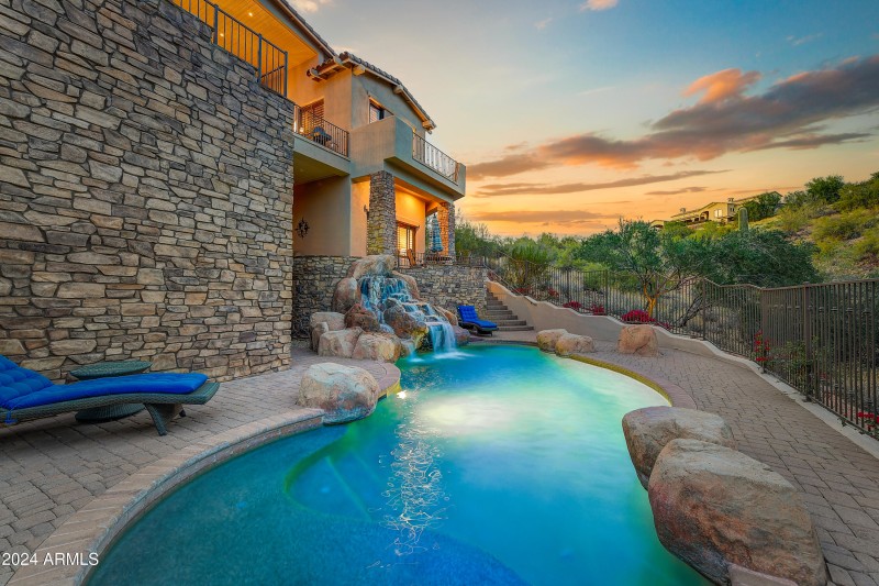049_Pool Sunset