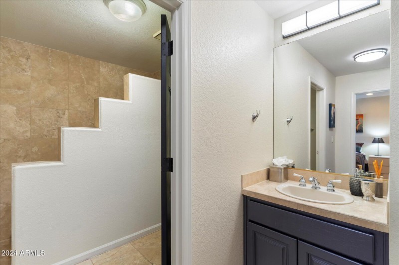 064-Bathroom