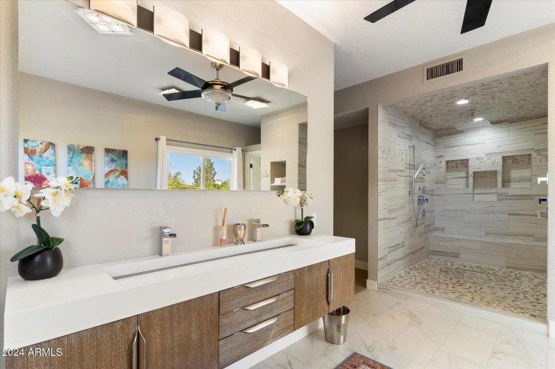 055-Primary Bathroom