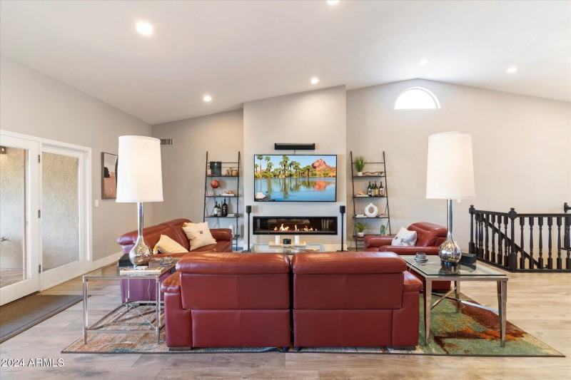 032-Living Room