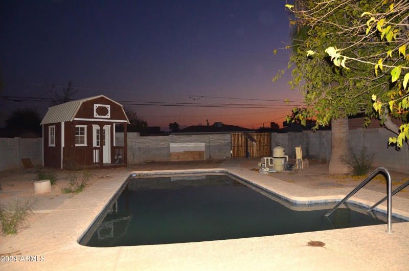Pool